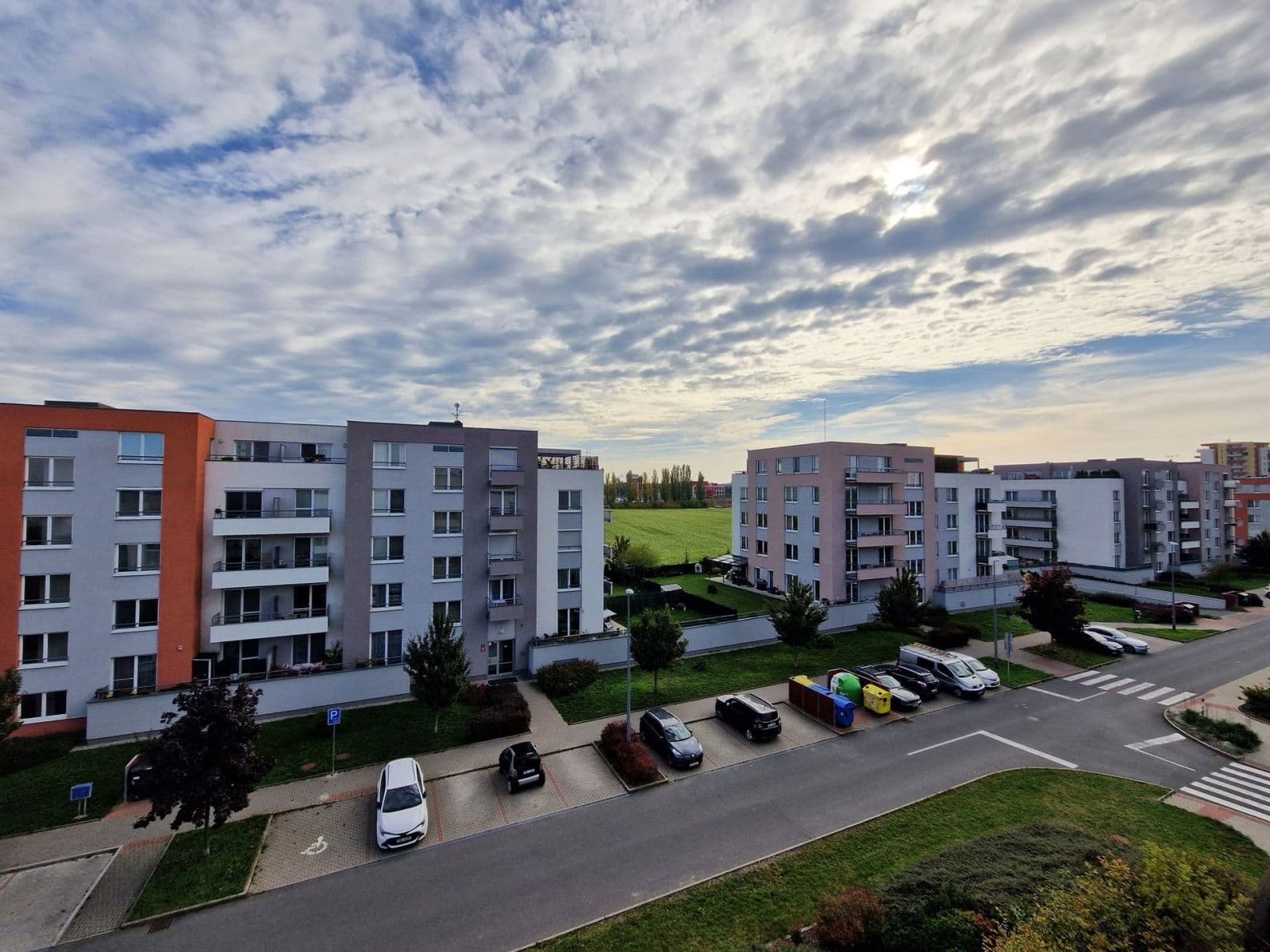 Prenájom bytu 1-izbový 35 m², Hlučkova, Praha, Praha Prenájom bytu 1-izbový 35 m², Hlučkova, Praha, Praha