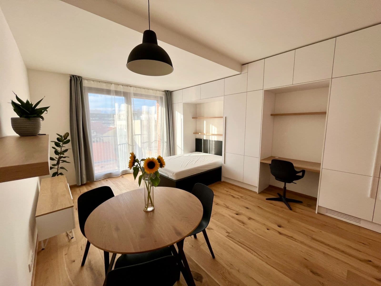 Prenájom bytu 1-izbový 33 m², Křižíkova, Praha, Praha Prenájom bytu 1-izbový 33 m², Křižíkova, Praha, Praha