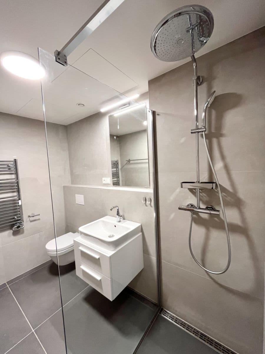Prenájom bytu 1-izbový 33 m², Křižíkova, Praha, Praha Prenájom bytu 1-izbový 33 m², Křižíkova, Praha, Praha