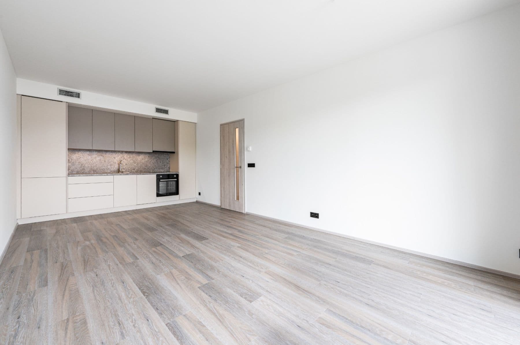 Prenájom bytu 2-izbový 53 m², Na Zlíchově, Praha, Praha Prenájom bytu 2-izbový 53 m², Na Zlíchově, Praha, Praha