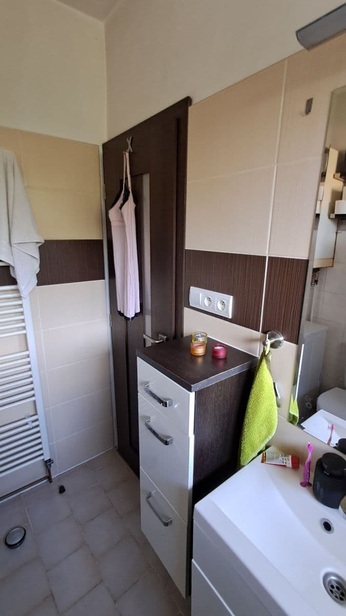 Predaj bytu 2-izbový 52 m², Pražská, Jablonec nad Nisou, Liberecký kraj Predaj bytu 2-izbový 52 m², Pražská, Jablonec nad Nisou, Liberecký kraj