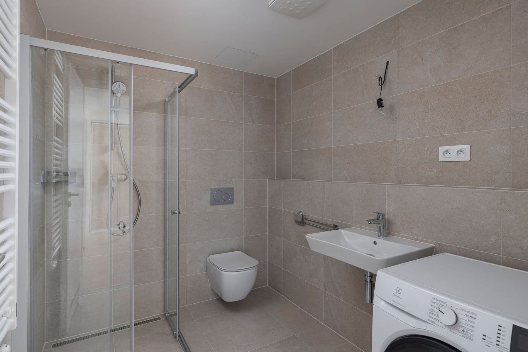 Prenájom bytu 1-izbový 33 m², Nebřenická, Praha, Praha Prenájom bytu 1-izbový 33 m², Nebřenická, Praha, Praha
