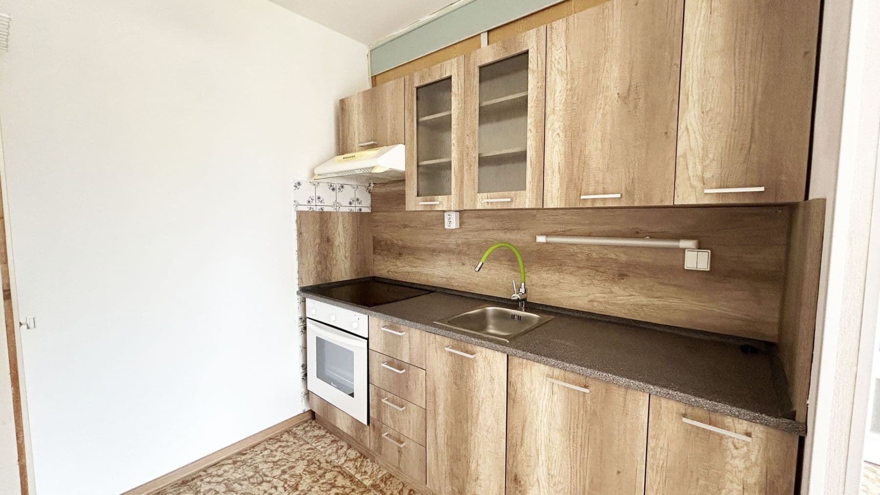 Prenájom bytu 2-izbový 52 m², Vikova, Slaný, Středočeský kraj Prenájom bytu 2-izbový 52 m², Vikova, Slaný, Středočeský kraj