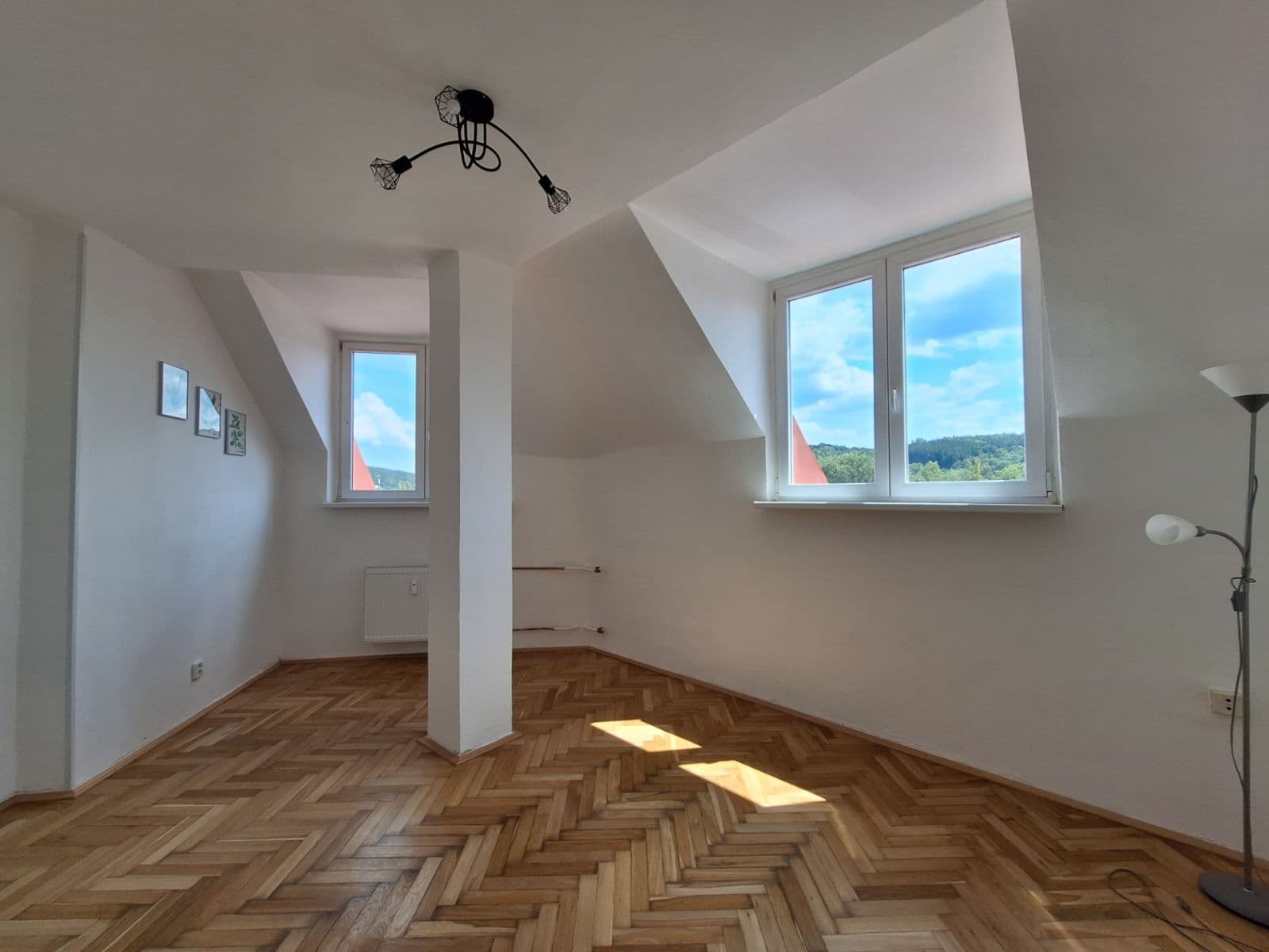 Prenájom bytu 2-izbový 47 m², Legionářů, Příbram, Středočeský kraj Prenájom bytu 2-izbový 47 m², Legionářů, Příbram, Středočeský kraj