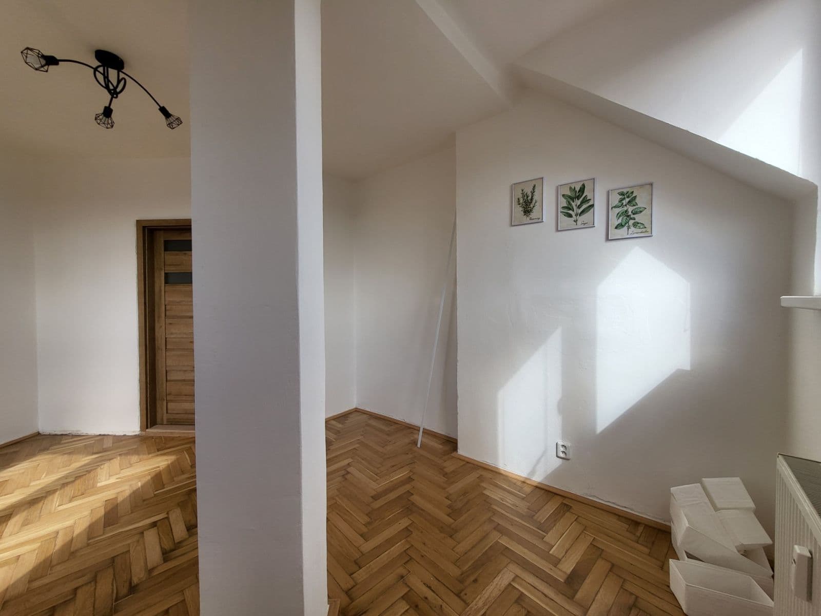 Prenájom bytu 2-izbový 47 m², Legionářů, Příbram, Středočeský kraj Prenájom bytu 2-izbový 47 m², Legionářů, Příbram, Středočeský kraj