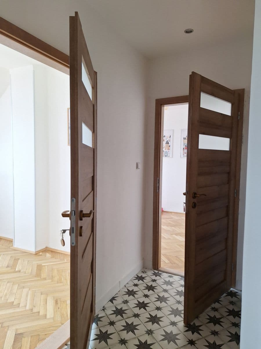 Prenájom bytu 2-izbový 47 m², Legionářů, Příbram, Středočeský kraj Prenájom bytu 2-izbový 47 m², Legionářů, Příbram, Středočeský kraj