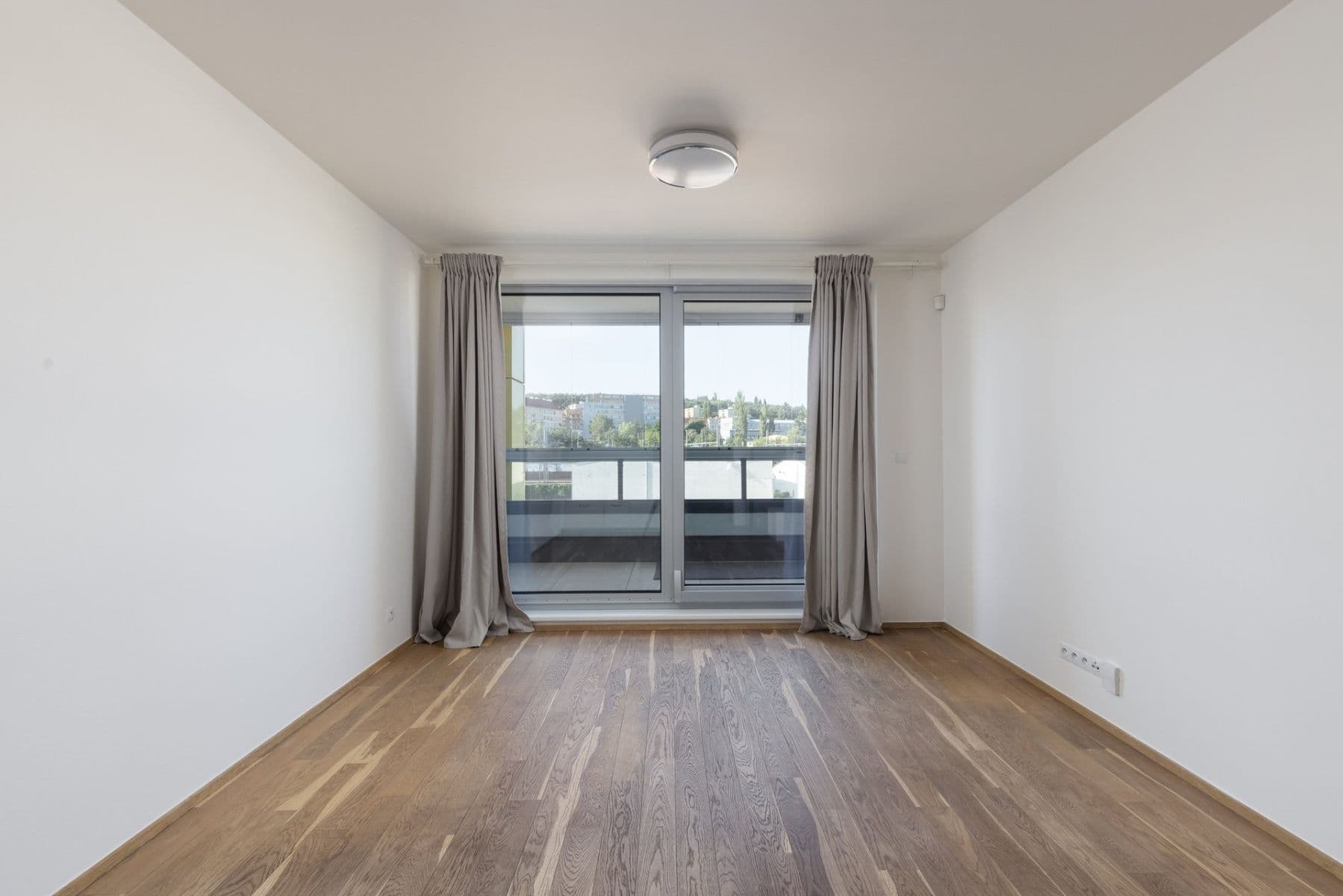Prenájom bytu 1-izbový 33 m², Kurta Konráda, Praha, Praha Prenájom bytu 1-izbový 33 m², Kurta Konráda, Praha, Praha
