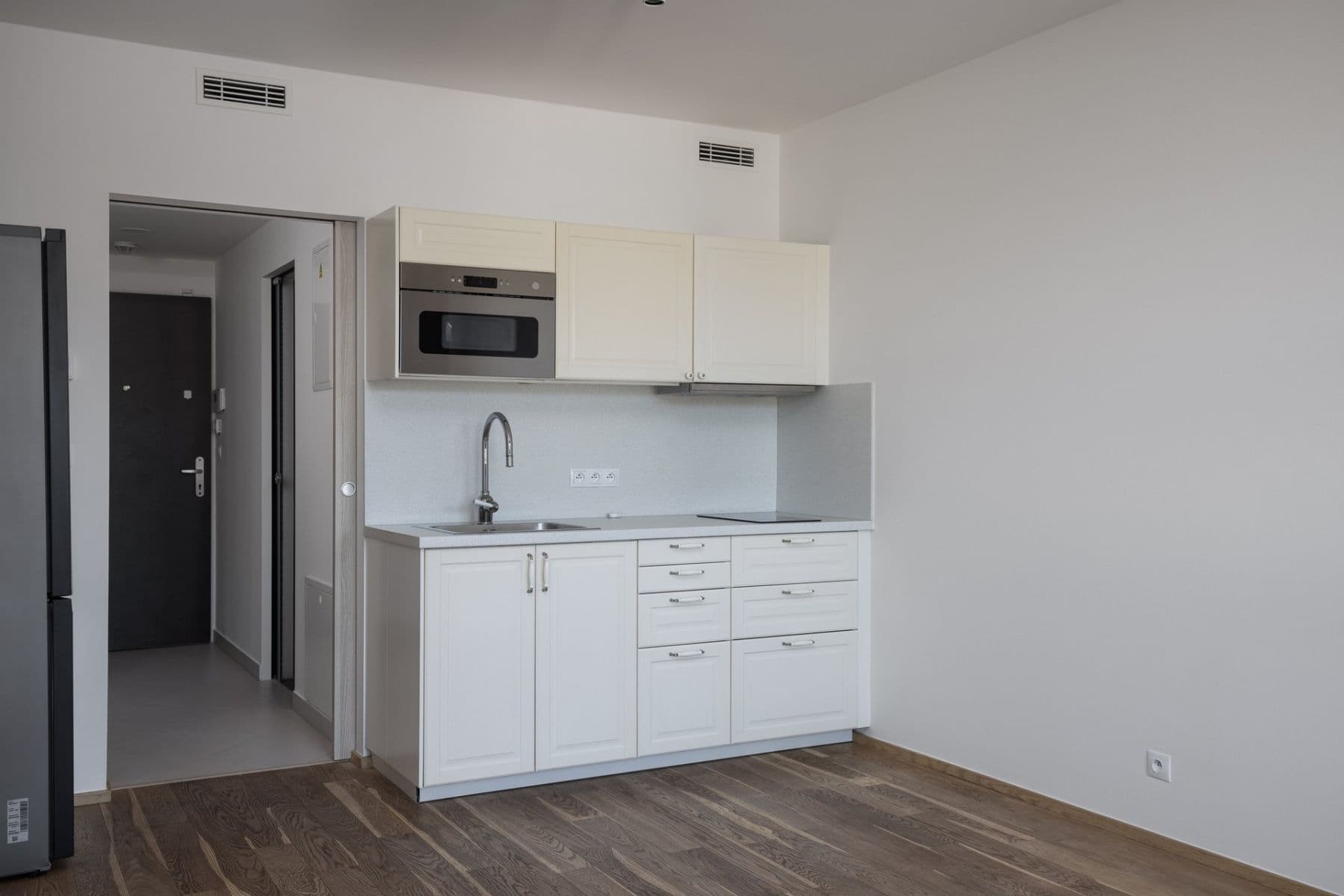 Prenájom bytu 1-izbový 33 m², Kurta Konráda, Praha, Praha Prenájom bytu 1-izbový 33 m², Kurta Konráda, Praha, Praha