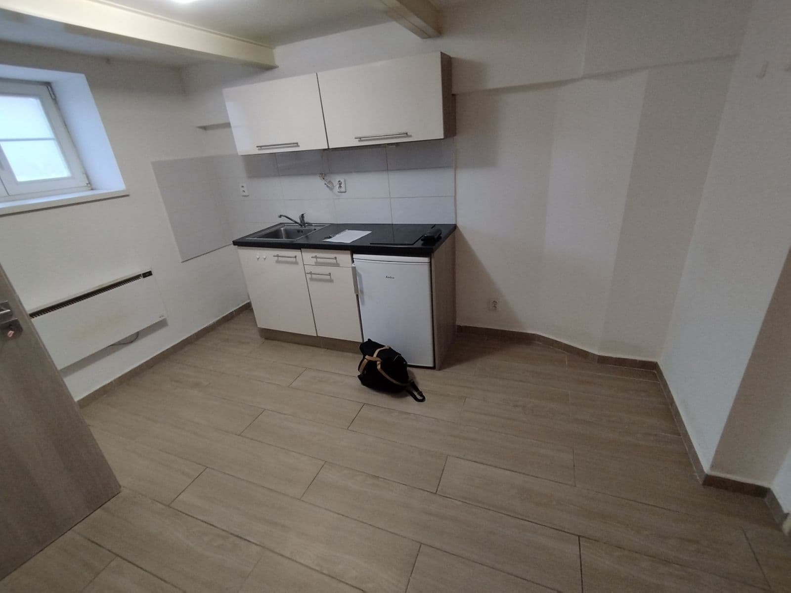 Prenájom bytu 1-izbový 29 m², Šperlova, Praha, Praha Prenájom bytu 1-izbový 29 m², Šperlova, Praha, Praha