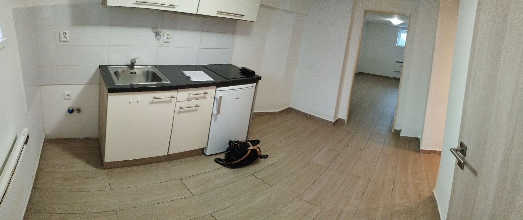 Prenájom bytu 1-izbový 29 m², Šperlova, Praha, Praha Prenájom bytu 1-izbový 29 m², Šperlova, Praha, Praha