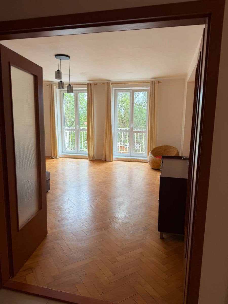 Prenájom bytu 2-izbový 74 m², Toužimská, Praha, Praha Prenájom bytu 2-izbový 74 m², Toužimská, Praha, Praha