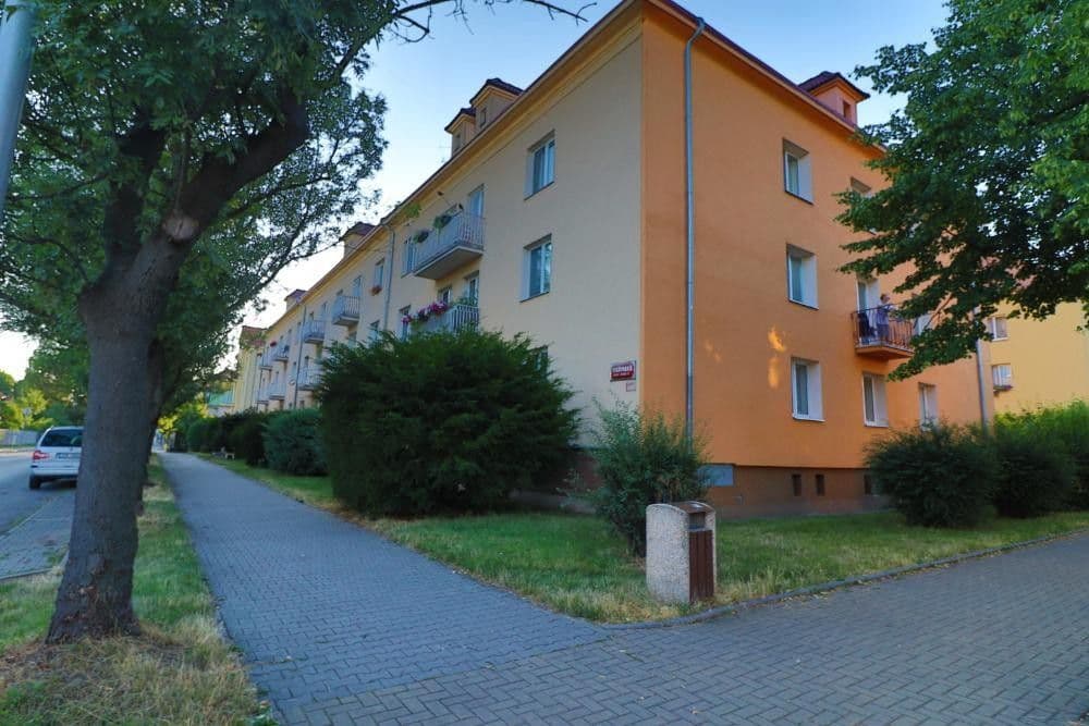 Prenájom bytu 2-izbový 74 m², Toužimská, Praha, Praha Prenájom bytu 2-izbový 74 m², Toužimská, Praha, Praha