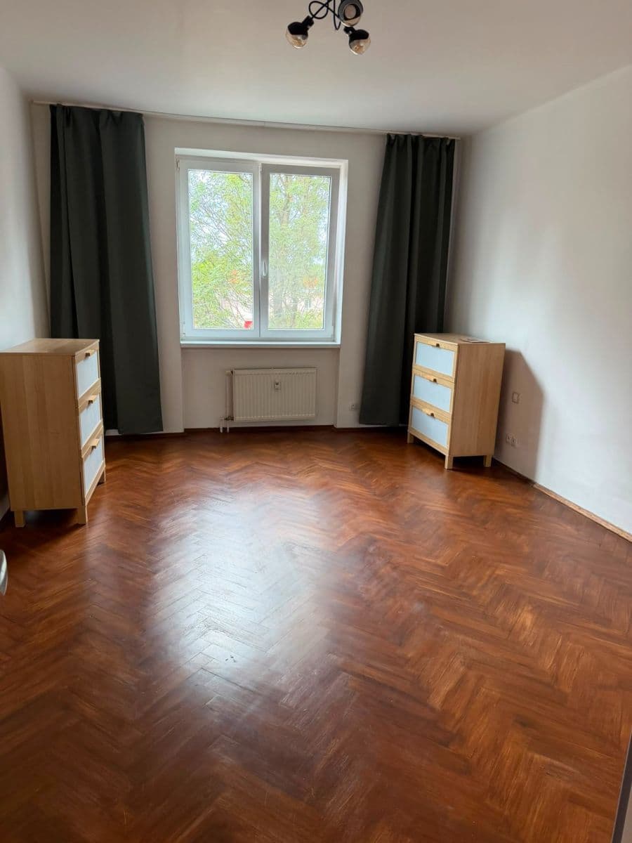 Prenájom bytu 2-izbový 74 m², Toužimská, Praha, Praha Prenájom bytu 2-izbový 74 m², Toužimská, Praha, Praha