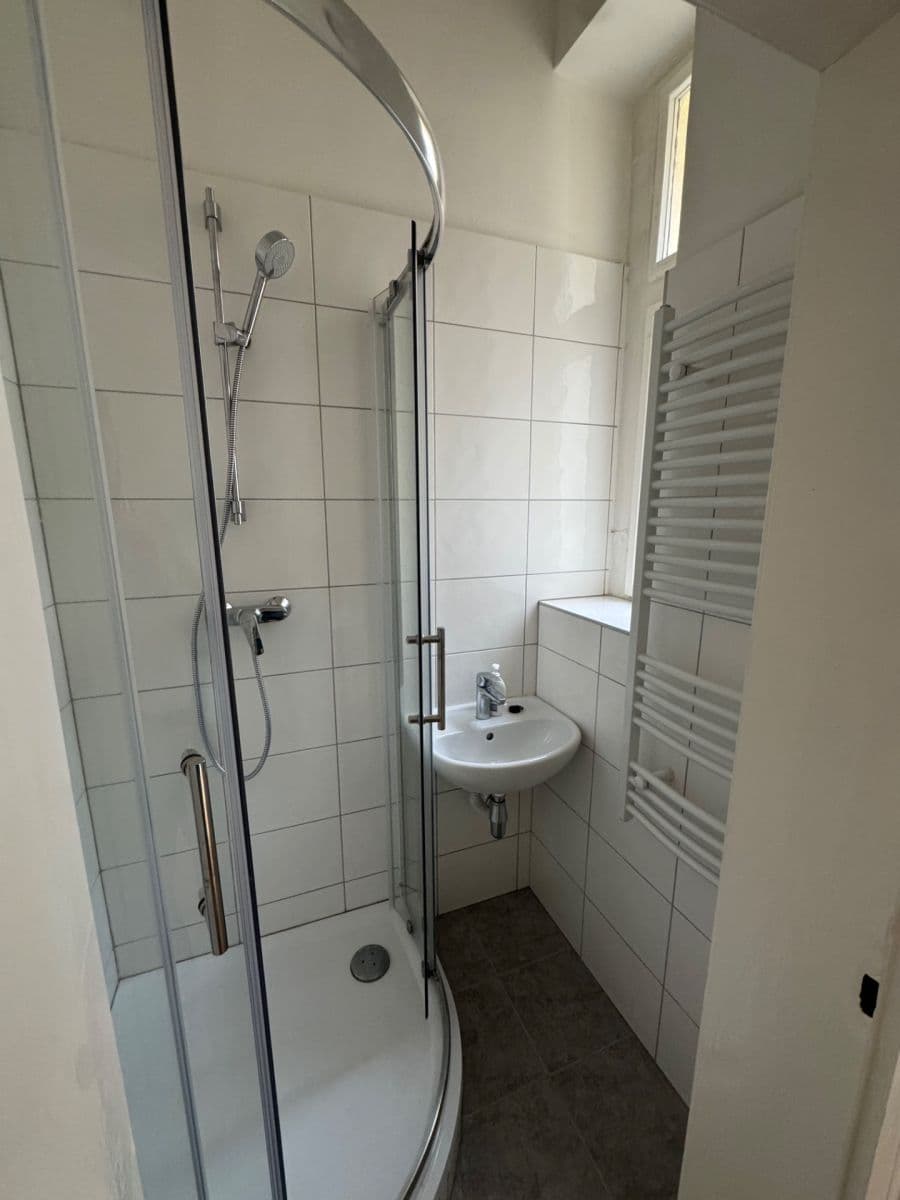 Prenájom bytu 1-izbový 26 m², Bulharská, Praha, Praha Prenájom bytu 1-izbový 26 m², Bulharská, Praha, Praha