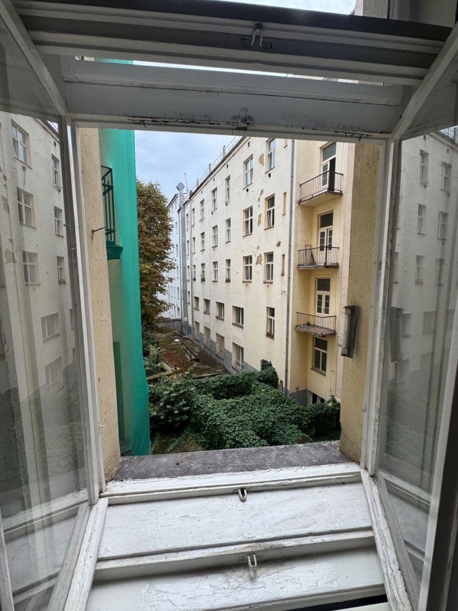 Prenájom bytu 1-izbový 26 m², Bulharská, Praha, Praha Prenájom bytu 1-izbový 26 m², Bulharská, Praha, Praha