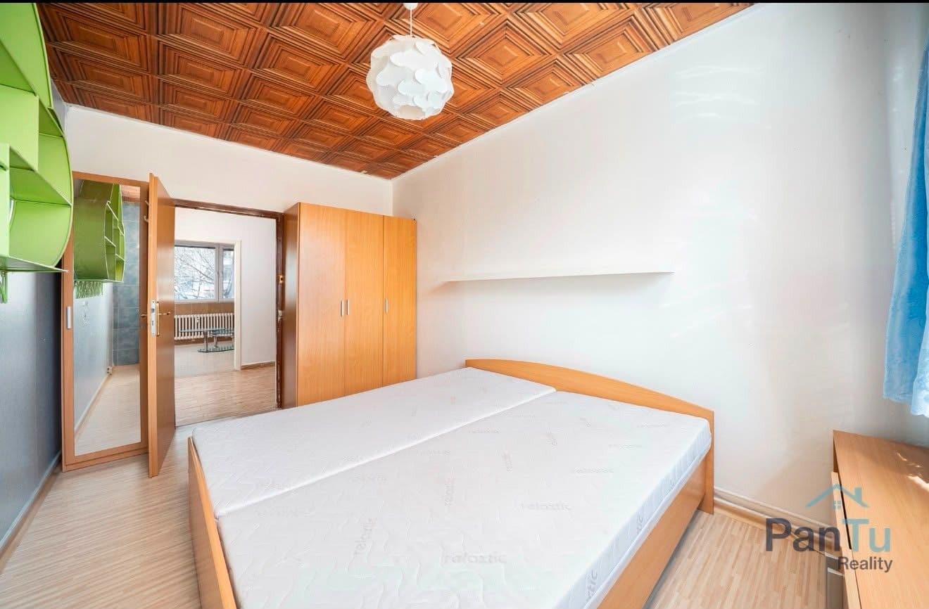 Prenájom bytu 3-izbový 62 m², Pražského, Praha, Praha Prenájom bytu 3-izbový 62 m², Pražského, Praha, Praha