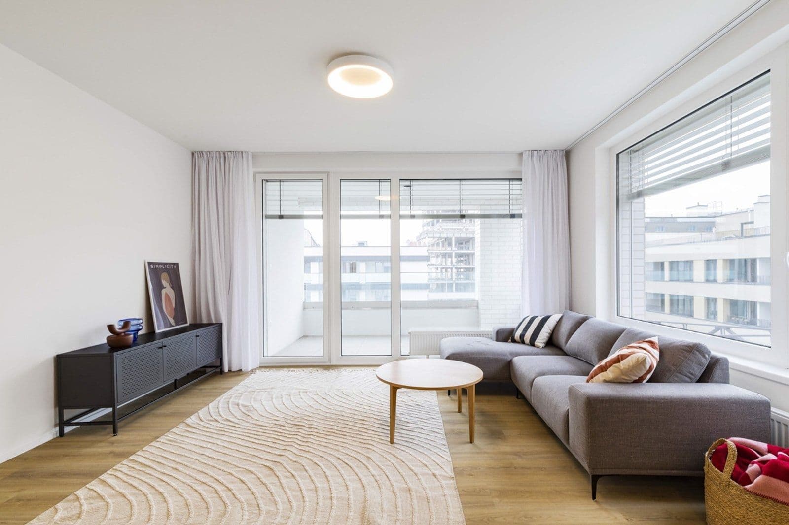 Prenájom bytu 3-izbový 84 m², U Pergamenky, Praha, Praha Prenájom bytu 3-izbový 84 m², U Pergamenky, Praha, Praha
