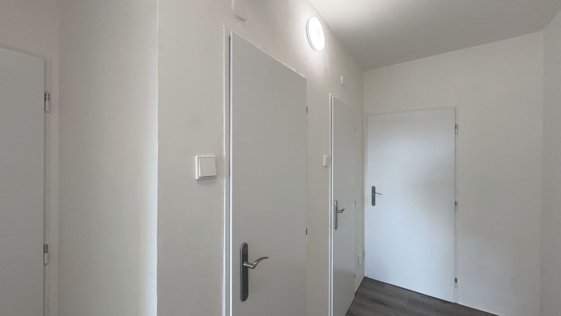 Prenájom bytu 3-izbový 60 m², Bělčická, Praha, Praha Prenájom bytu 3-izbový 60 m², Bělčická, Praha, Praha