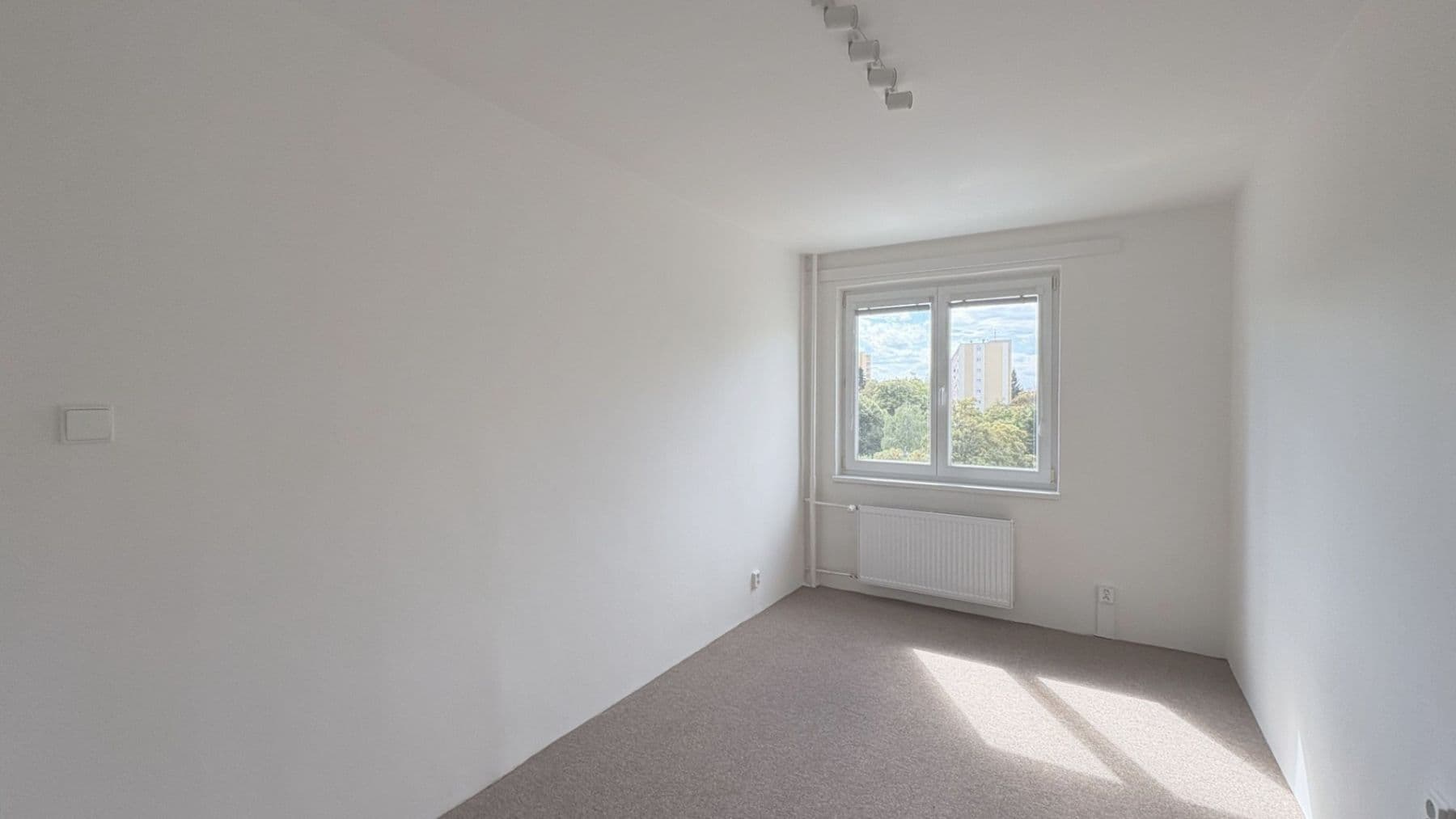 Prenájom bytu 3-izbový 60 m², Bělčická, Praha, Praha Prenájom bytu 3-izbový 60 m², Bělčická, Praha, Praha