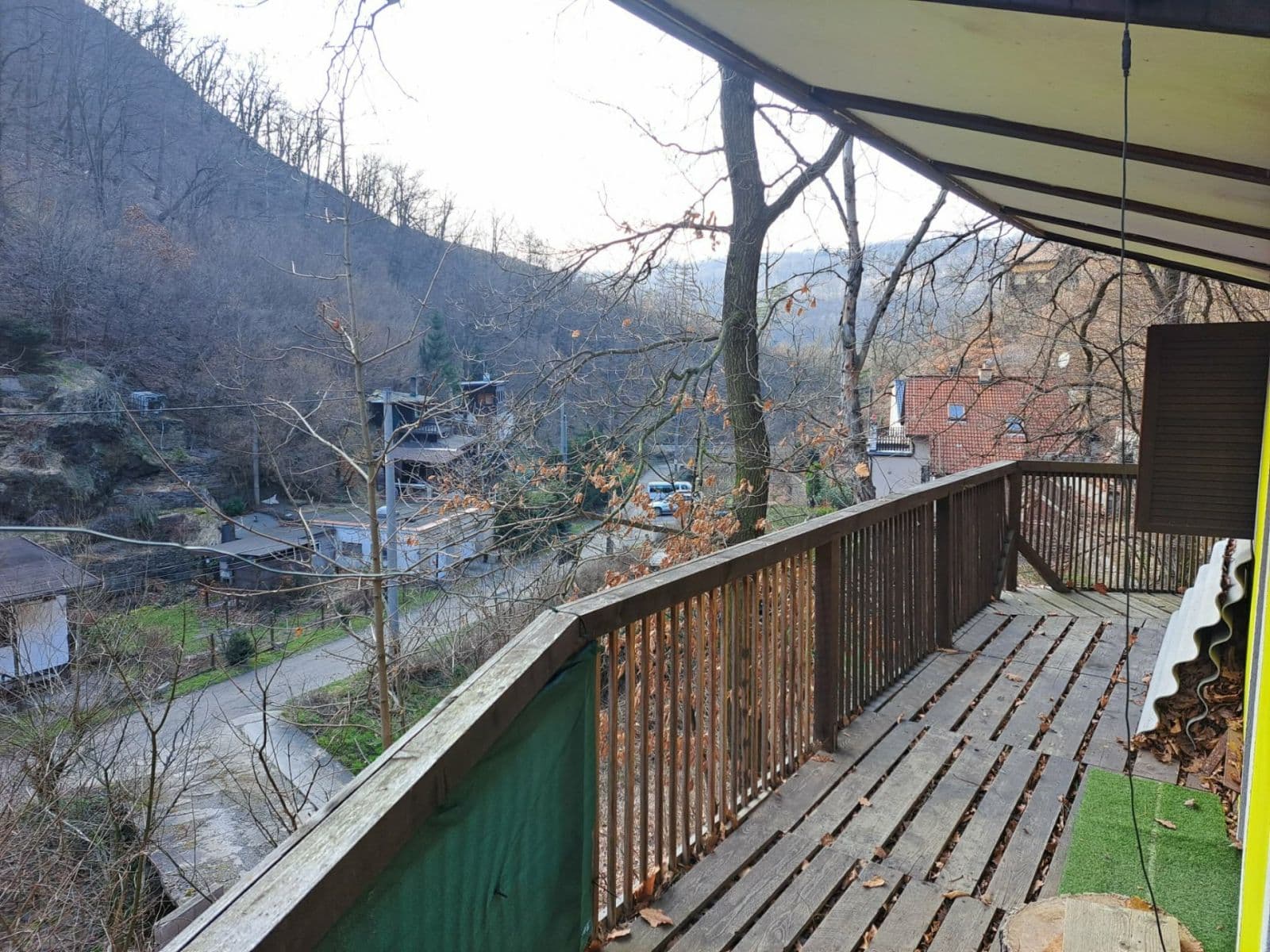 Prenájom rekreačného objektu 17 m², pozemok 1.000 m², Ohrobecké údolí, Ohrobec, Středočeský kraj Prenájom rekreačného objektu 17 m², pozemok 1.000 m², Ohrobecké údolí, Ohrobec, Středočeský kraj