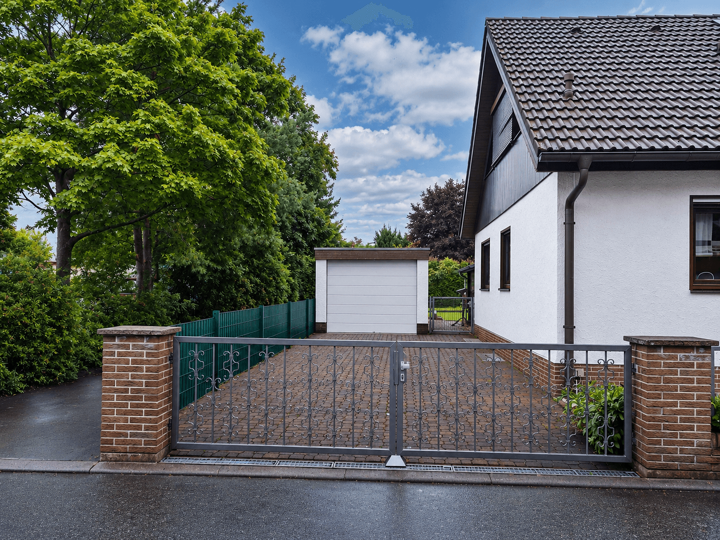 Predaj domu 175 m², pozemok 649 m², Weiterstadt, Hesensko Predaj domu 175 m², pozemok 649 m², Weiterstadt, Hesensko