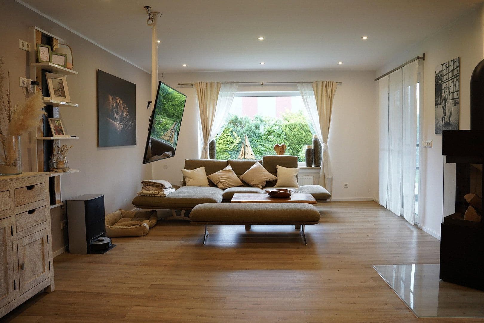 Predaj domu 175 m², pozemok 649 m², Weiterstadt, Hesensko Predaj domu 175 m², pozemok 649 m², Weiterstadt, Hesensko