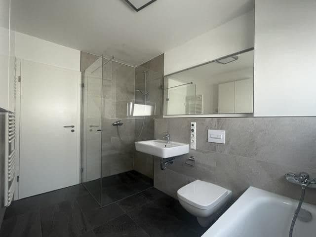 Predaj domu 134 m², pozemok 133 m², Langenfeld (Rheinland), Severné Porýnie - Westfálsko Predaj domu 134 m², pozemok 133 m², Langenfeld (Rheinland), Severné Porýnie - Westfálsko