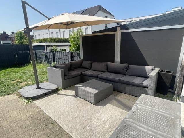 Predaj domu 134 m², pozemok 133 m², Langenfeld (Rheinland), Severné Porýnie - Westfálsko Predaj domu 134 m², pozemok 133 m², Langenfeld (Rheinland), Severné Porýnie - Westfálsko