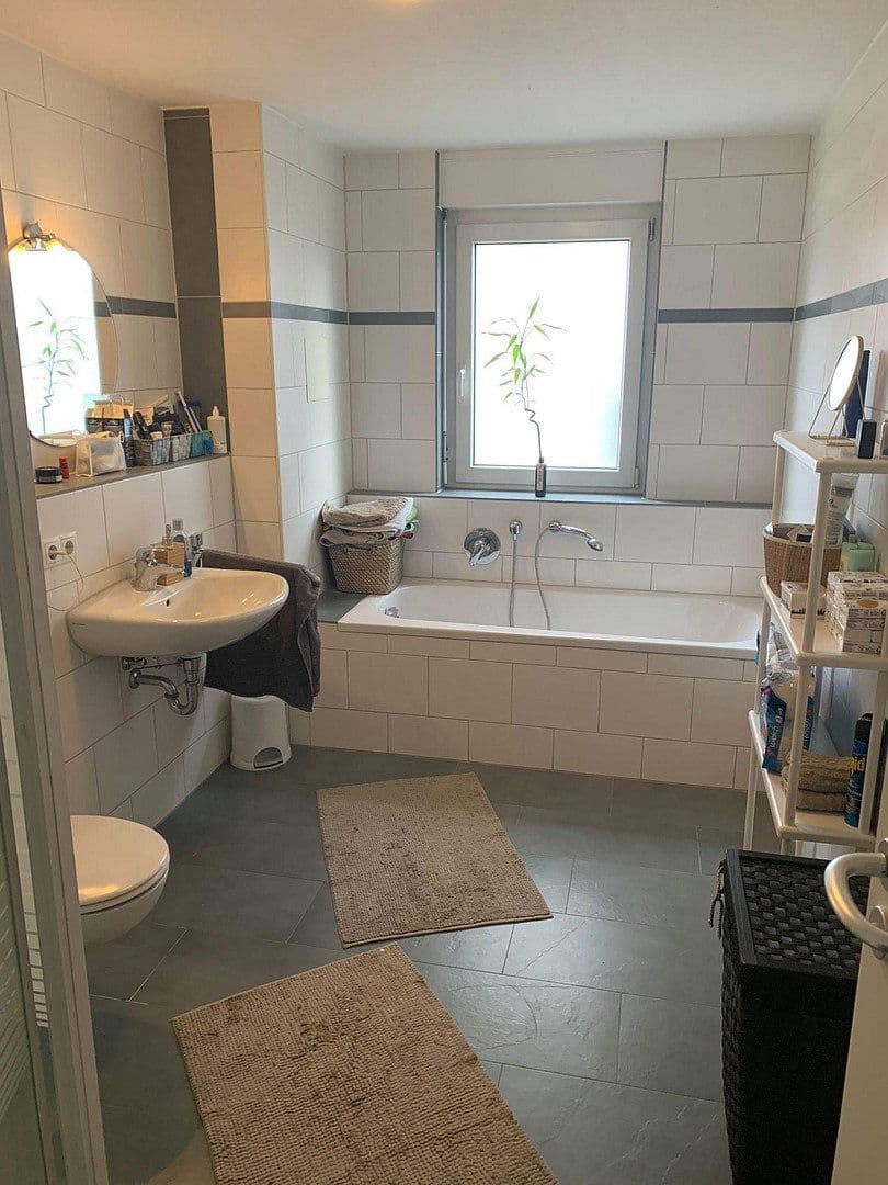 Prenájom bytu 2-izbový 65 m², Filderstadt, Bádensko-Wurttembersko Prenájom bytu 2-izbový 65 m², Filderstadt, Bádensko-Wurttembersko