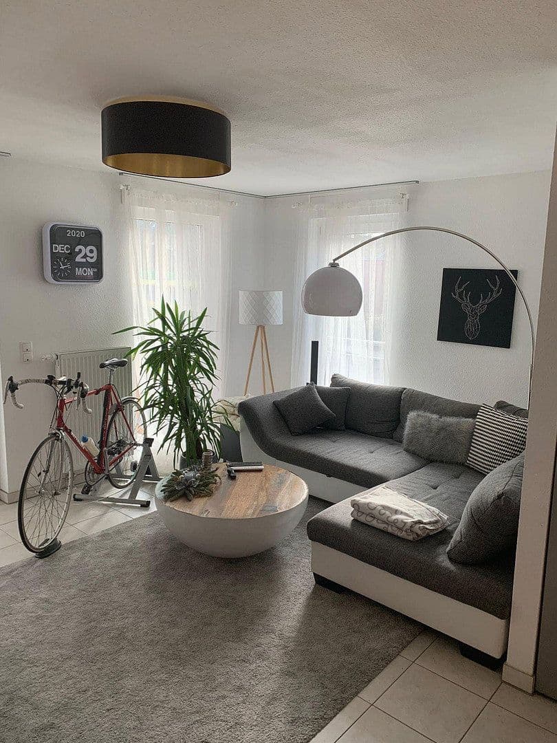 Prenájom bytu 2-izbový 65 m², Filderstadt, Bádensko-Wurttembersko Prenájom bytu 2-izbový 65 m², Filderstadt, Bádensko-Wurttembersko