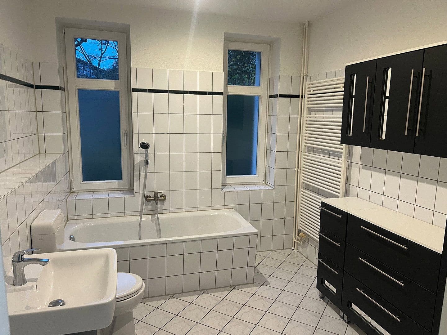 Prenájom bytu 2-izbový 62 m², Berlin - Treptow, Berlín Prenájom bytu 2-izbový 62 m², Berlin - Treptow, Berlín
