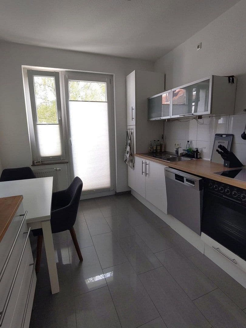 Prenájom bytu 3-izbový 72 m², Frankenberger Str. 56, Aachen, Severné Porýnie - Westfálsko Prenájom bytu 3-izbový 72 m², Frankenberger Str. 56, Aachen, Severné Porýnie - Westfálsko