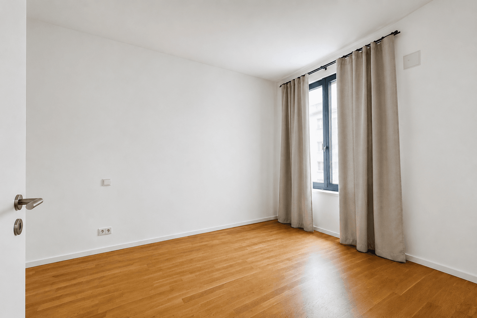 Prenájom bytu 2-izbový 59 m², Beuthstr.12, Berlin, Berlín Prenájom bytu 2-izbový 59 m², Beuthstr.12, Berlin, Berlín