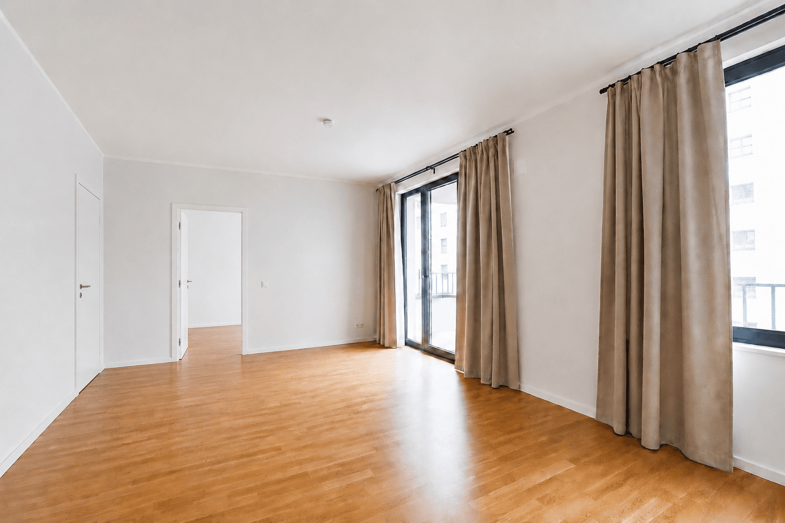 Prenájom bytu 2-izbový 59 m², Beuthstr.12, Berlin, Berlín Prenájom bytu 2-izbový 59 m², Beuthstr.12, Berlin, Berlín