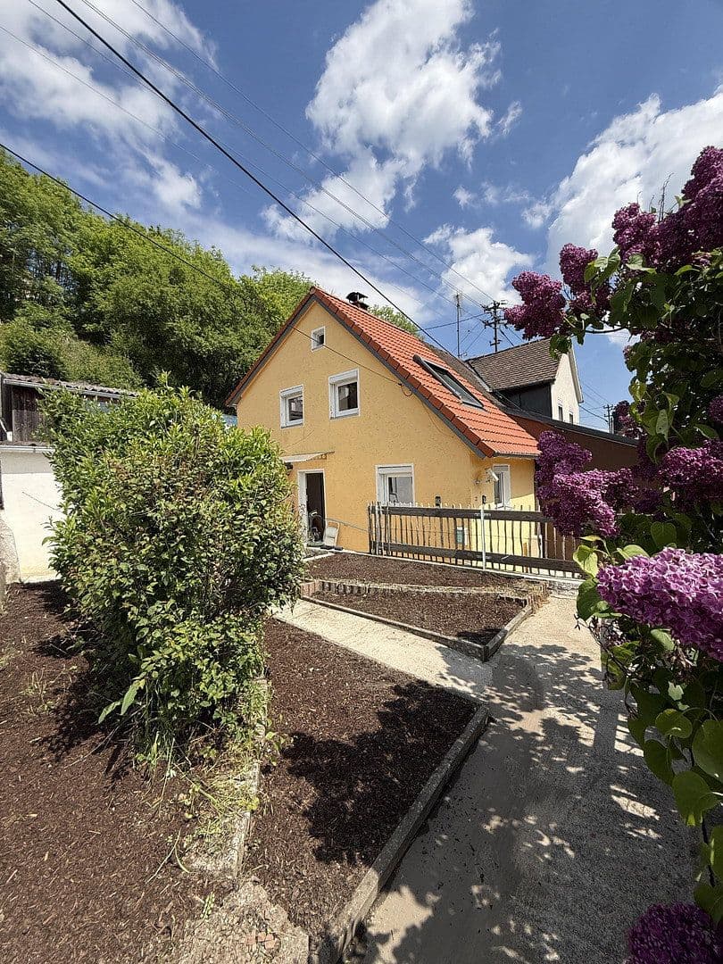 Predaj domu 50 m², pozemok 231 m², Schlossstrasse 22, Bopfingen, Bádensko-Wurttembersko Predaj domu 50 m², pozemok 231 m², Schlossstrasse 22, Bopfingen, Bádensko-Wurttembersko