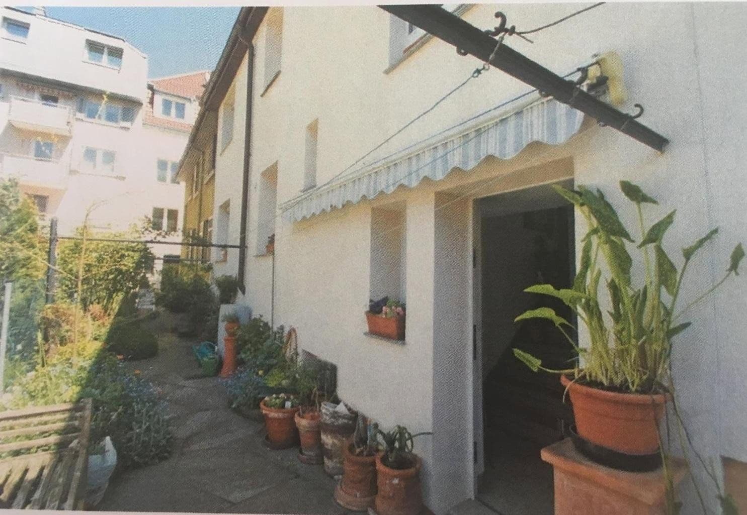 Predaj domu 215 m², pozemok 125 m², Stuttgart, Bádensko-Wurttembersko Predaj domu 215 m², pozemok 125 m², Stuttgart, Bádensko-Wurttembersko