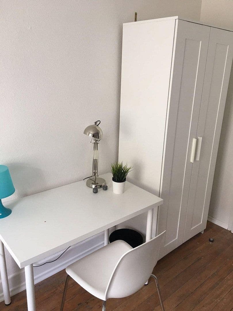 Predaj domu 215 m², pozemok 125 m², Stuttgart, Bádensko-Wurttembersko Predaj domu 215 m², pozemok 125 m², Stuttgart, Bádensko-Wurttembersko