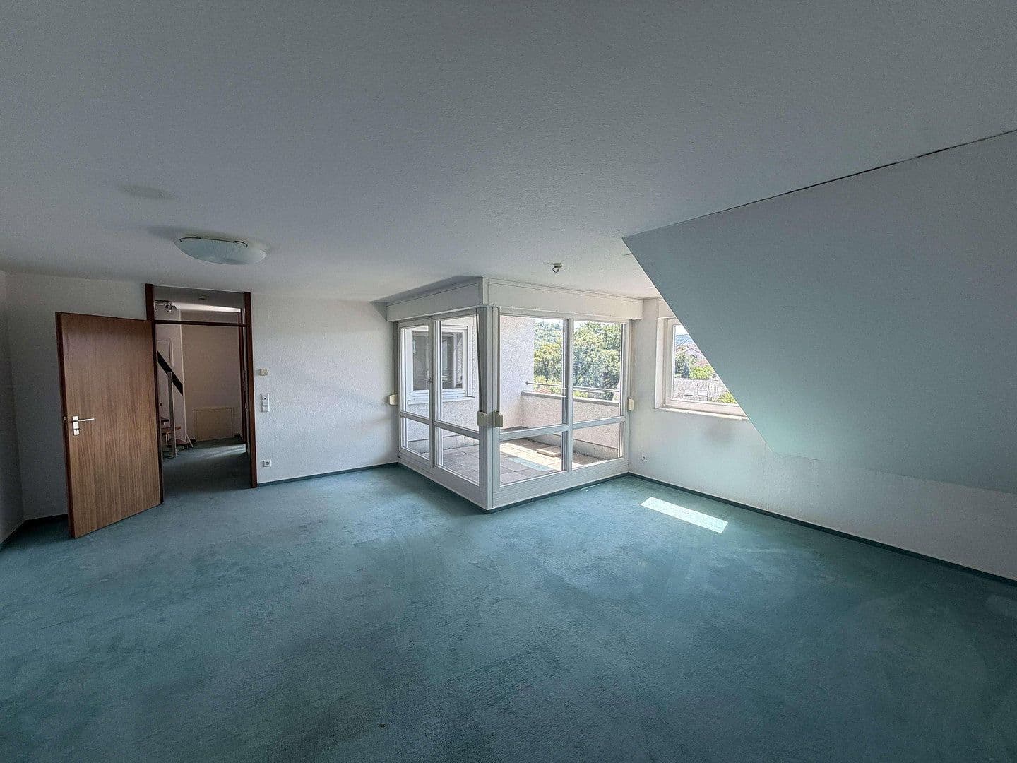 Prenájom bytu 1-izbový 46 m², Birkenstraße 23, Niefern-Öschelbronn, Bádensko-Wurttembersko Prenájom bytu 1-izbový 46 m², Birkenstraße 23, Niefern-Öschelbronn, Bádensko-Wurttembersko