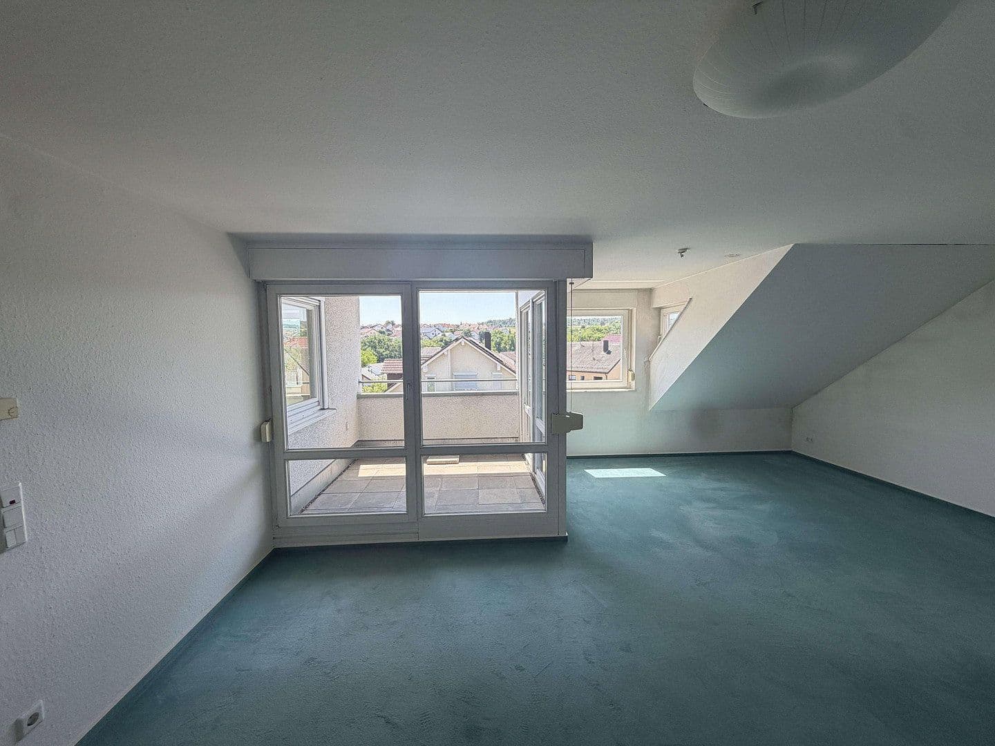 Prenájom bytu 1-izbový 46 m², Birkenstraße 23, Niefern-Öschelbronn, Bádensko-Wurttembersko Prenájom bytu 1-izbový 46 m², Birkenstraße 23, Niefern-Öschelbronn, Bádensko-Wurttembersko