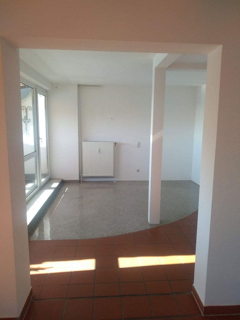 Prenájom bytu 3-izbový 113 m², Pfaffenhofen, Bavorsko Prenájom bytu 3-izbový 113 m², Pfaffenhofen, Bavorsko