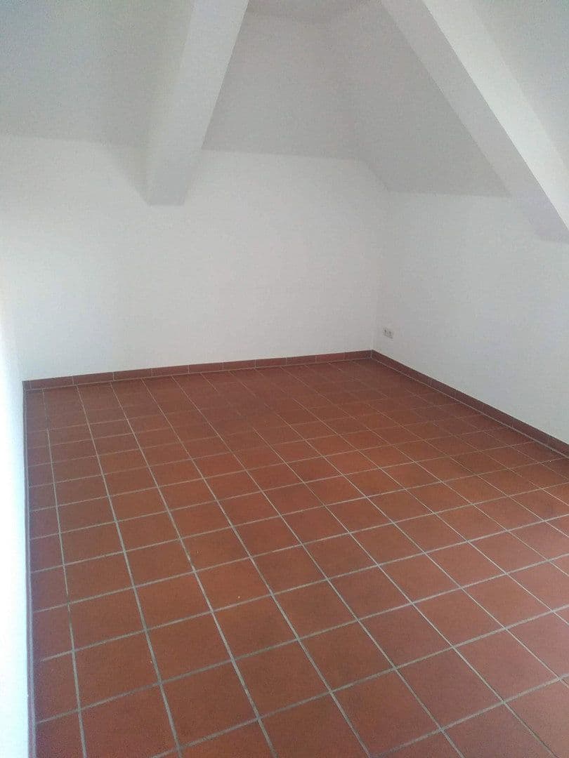 Prenájom bytu 3-izbový 113 m², Pfaffenhofen, Bavorsko Prenájom bytu 3-izbový 113 m², Pfaffenhofen, Bavorsko