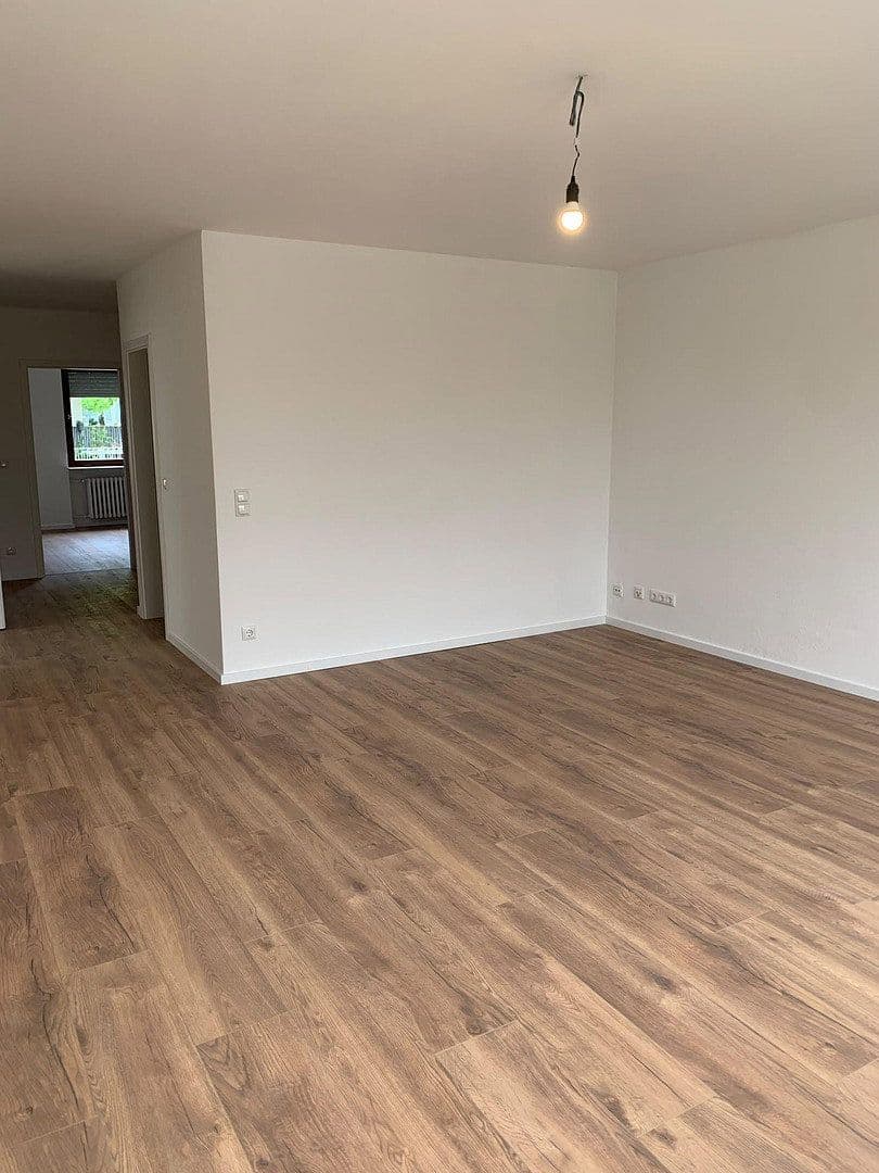 Prenájom bytu 3-izbový 89 m², Neu-Isenburg, Hesensko Prenájom bytu 3-izbový 89 m², Neu-Isenburg, Hesensko