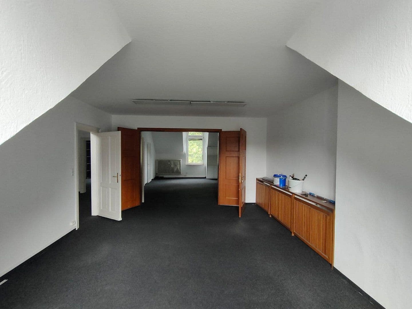 Prenájom bytu 5-izbový 144 m², Martinistr.3, Osnabrück, Dolné Sasko Prenájom bytu 5-izbový 144 m², Martinistr.3, Osnabrück, Dolné Sasko