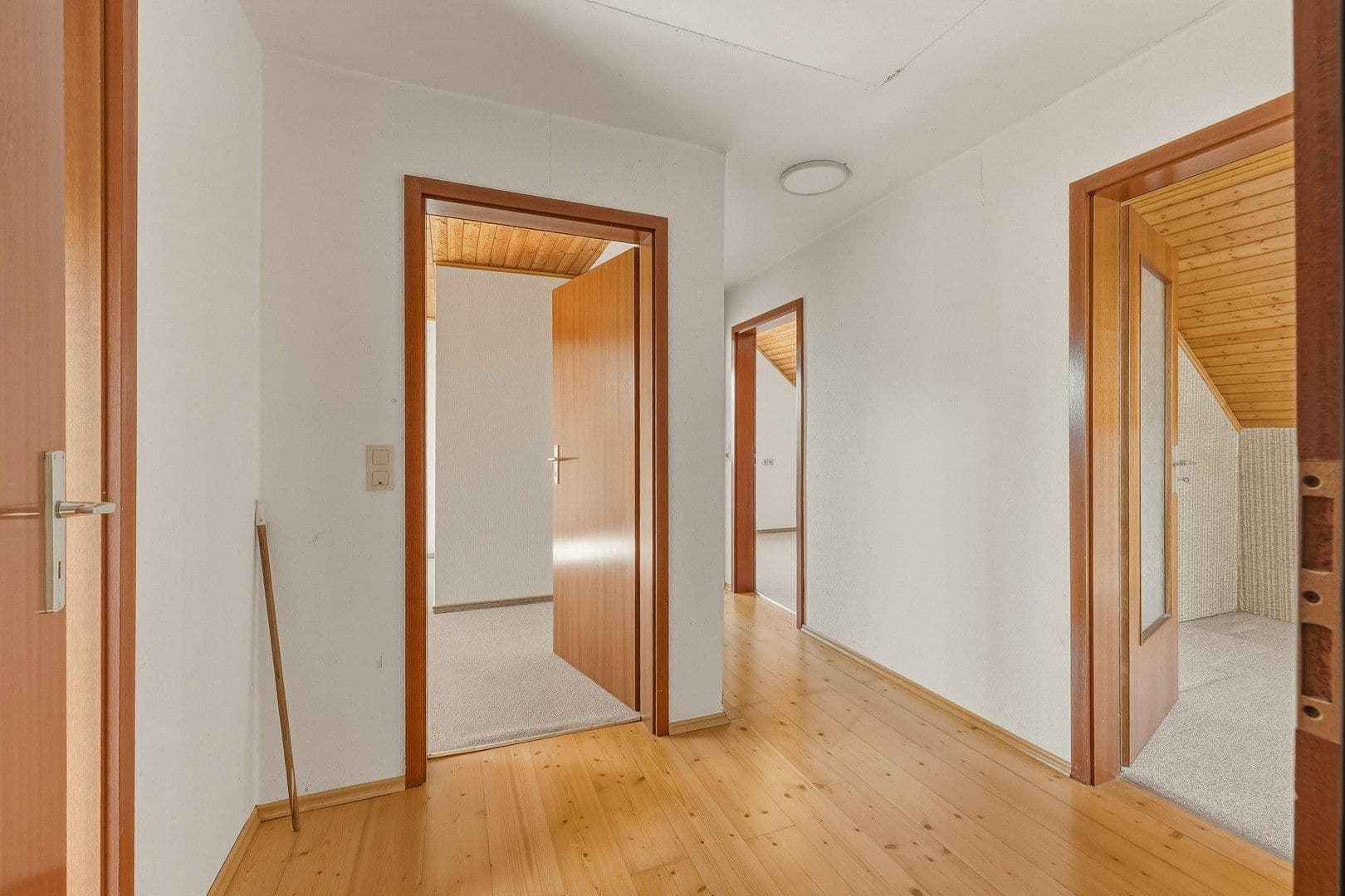 Predaj domu 146 m², pozemok 775 m², Erbach, Bádensko-Wurttembersko Predaj domu 146 m², pozemok 775 m², Erbach, Bádensko-Wurttembersko