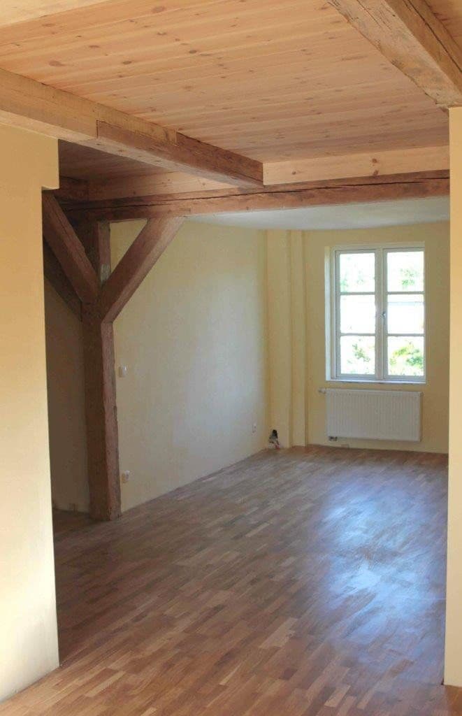 Prenájom bytu 5-izbový 120 m², Süsel, Šlezvicko-Holštajnsko Prenájom bytu 5-izbový 120 m², Süsel, Šlezvicko-Holštajnsko