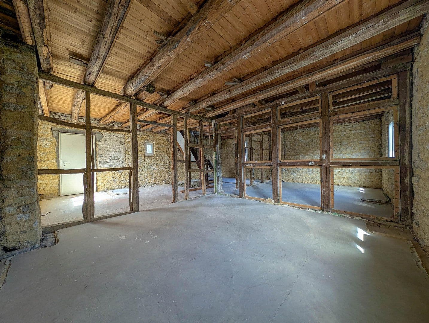 Predaj domu 250 m², pozemok 1.211 m², Hanfer Straße 22, Hennef (Sieg), Severné Porýnie - Westfálsko Predaj domu 250 m², pozemok 1.211 m², Hanfer Straße 22, Hennef (Sieg), Severné Porýnie - Westfálsko