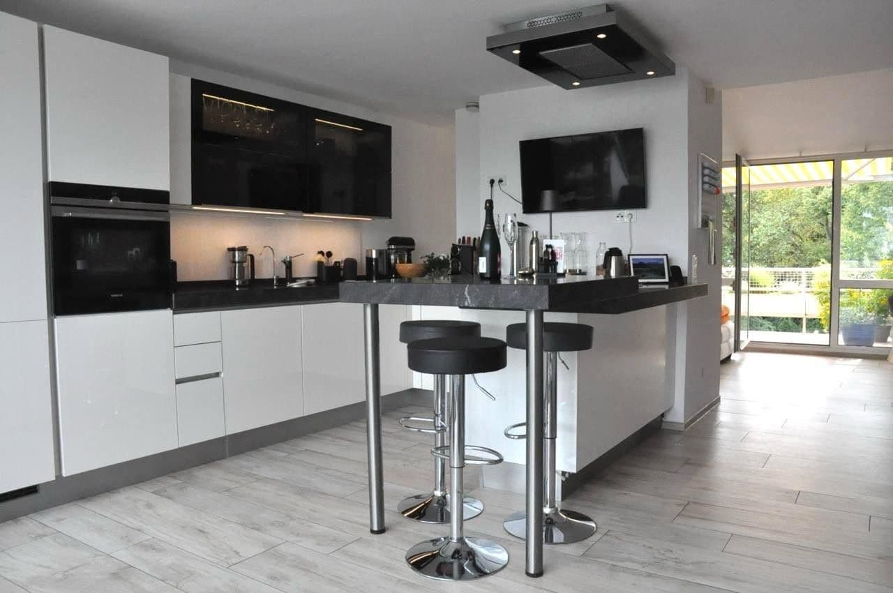 Predaj bytu 4-izbový 165 m², Köln, Severné Porýnie - Westfálsko Predaj bytu 4-izbový 165 m², Köln, Severné Porýnie - Westfálsko