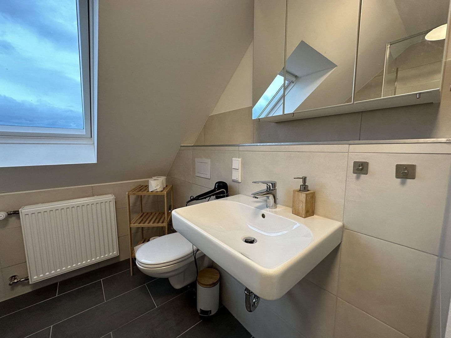 Predaj bytu 4-izbový 98 m², Elzer-Straße 126, Hildesheim, Dolné Sasko Predaj bytu 4-izbový 98 m², Elzer-Straße 126, Hildesheim, Dolné Sasko
