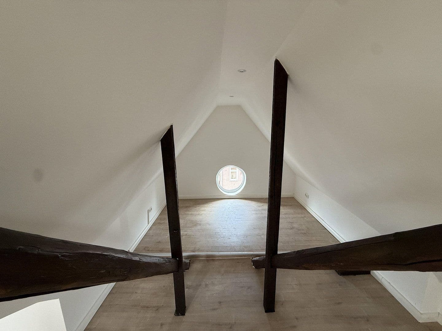 Predaj bytu 4-izbový 98 m², Elzer-Straße 126, Hildesheim, Dolné Sasko Predaj bytu 4-izbový 98 m², Elzer-Straße 126, Hildesheim, Dolné Sasko
