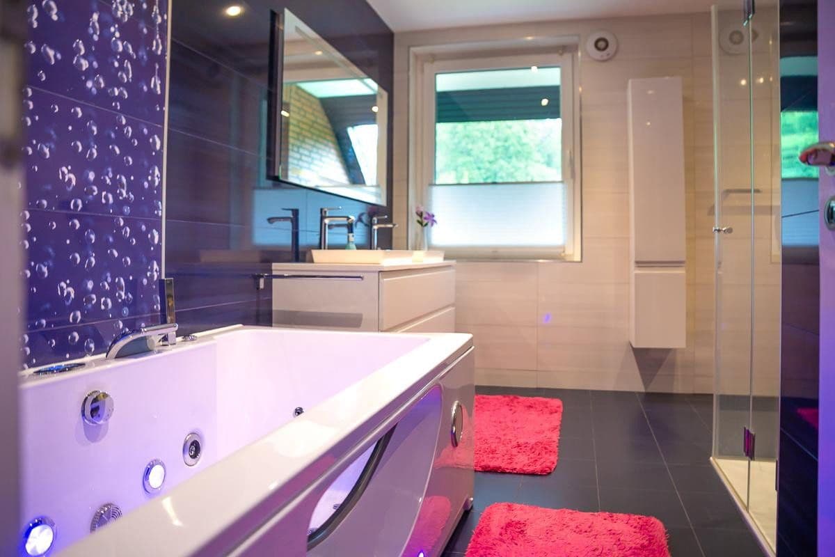 Predaj domu 339 m², pozemok 800 m², Hemmingen, Dolné Sasko Predaj domu 339 m², pozemok 800 m², Hemmingen, Dolné Sasko